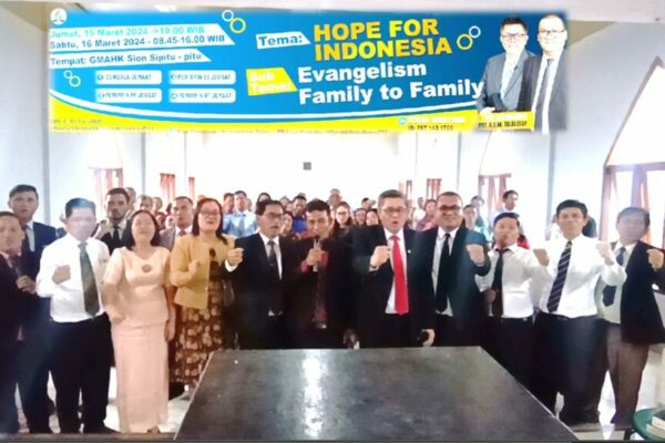 Seminar Hope For Indonesia Evangelism Family to Family Se-Toba Raya ...